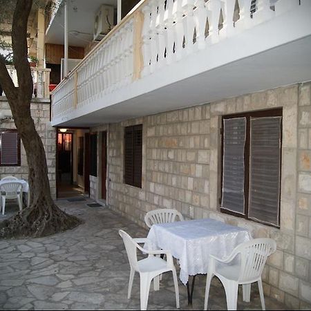 Guest House Ratko Rafailovici Bagian luar foto