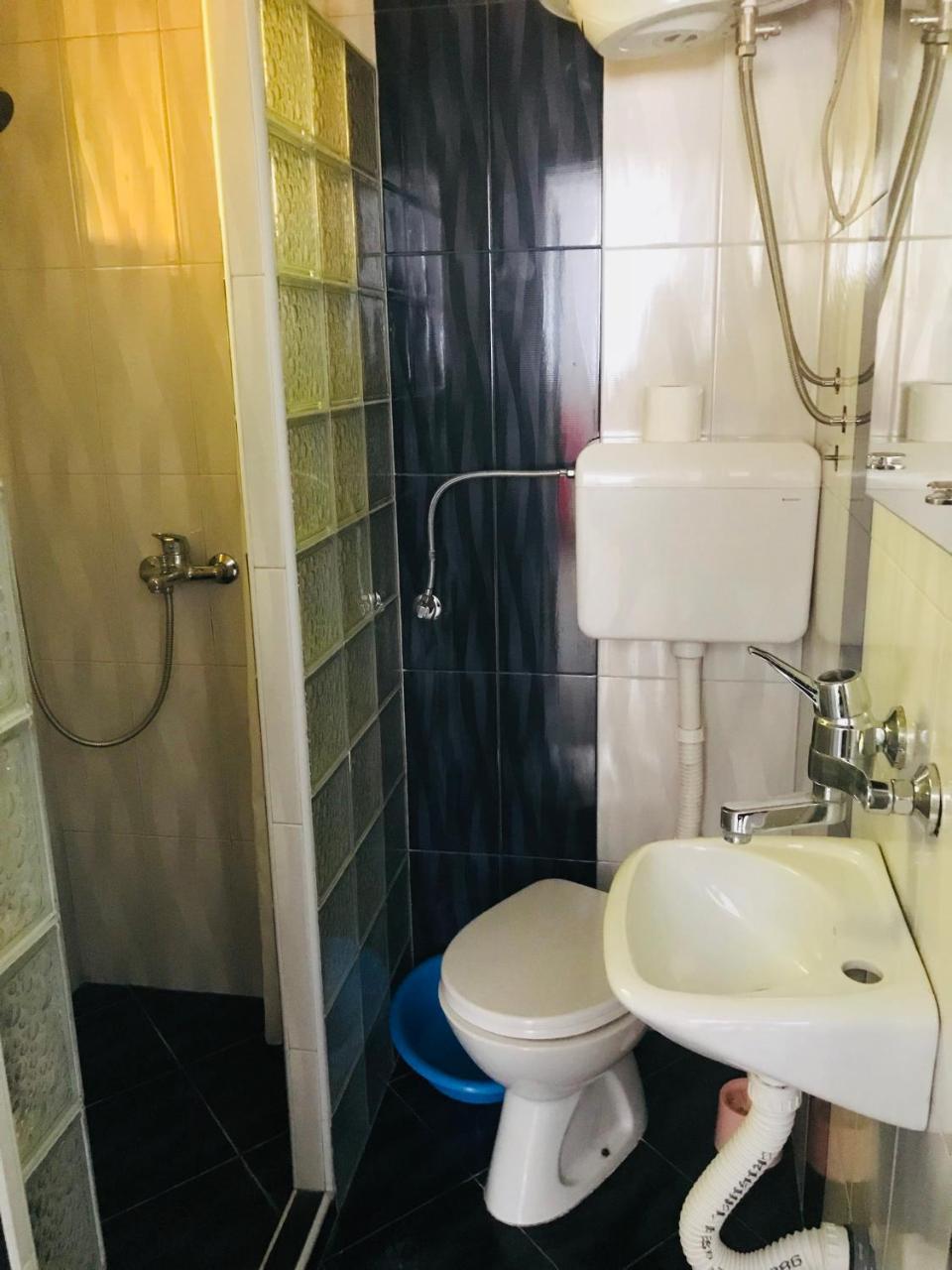 Guest House Ratko Rafailovici Bagian luar foto